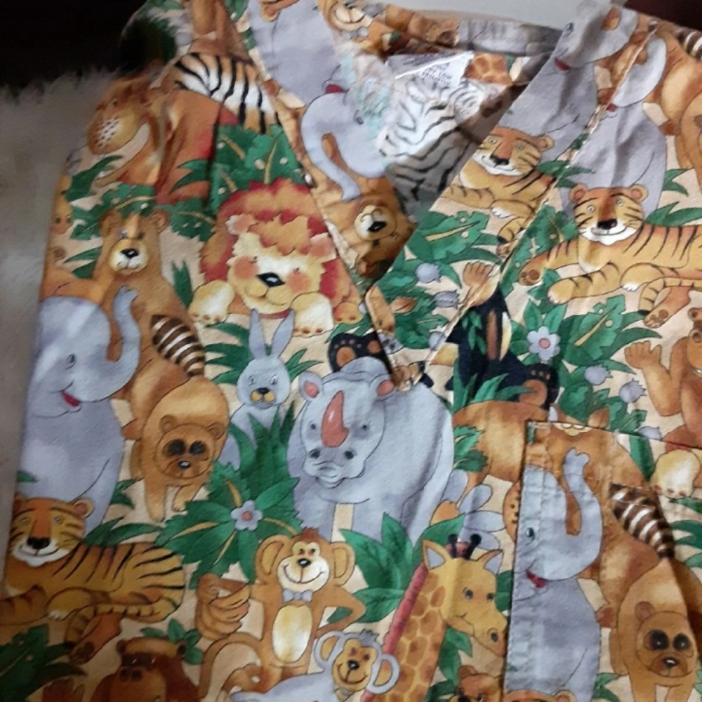 Scrub top